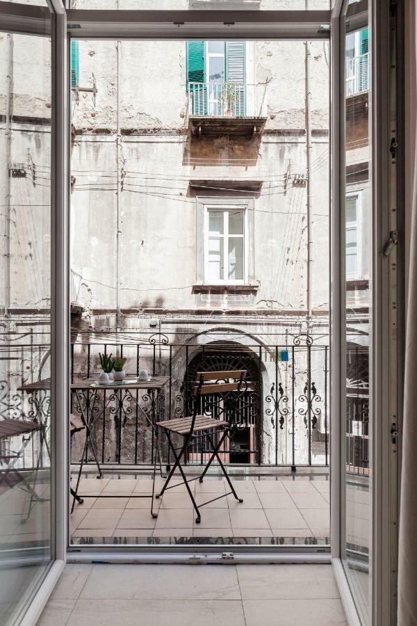 Tresette Toledo Acomodação com café da manhã Nápoles Exterior foto